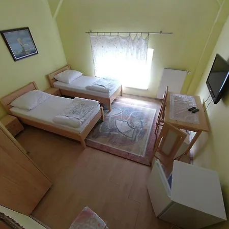 Hostel 